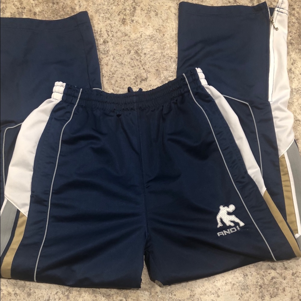 Boys AND 1 athletic pants size large